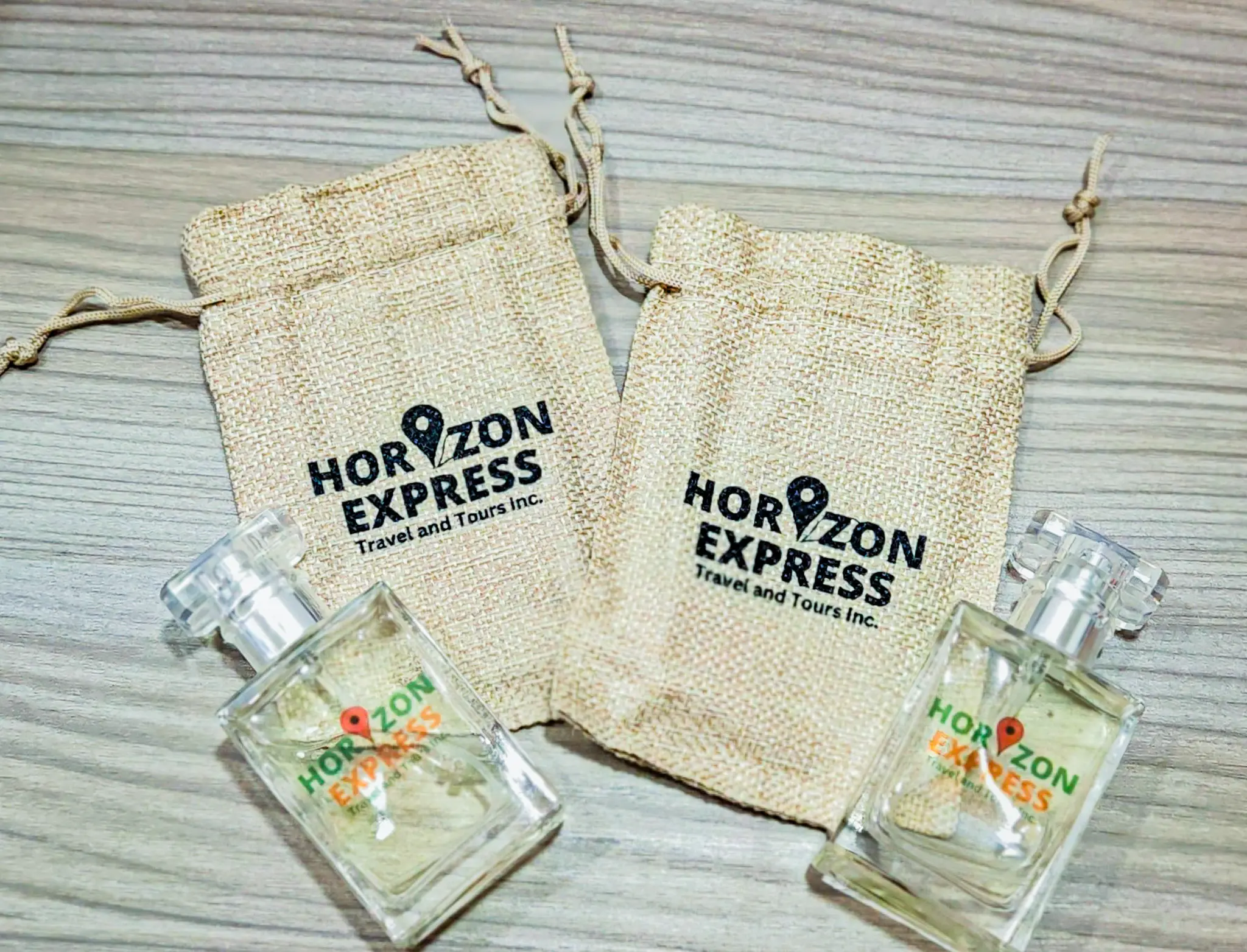 Perfume Bottle With Ackaging